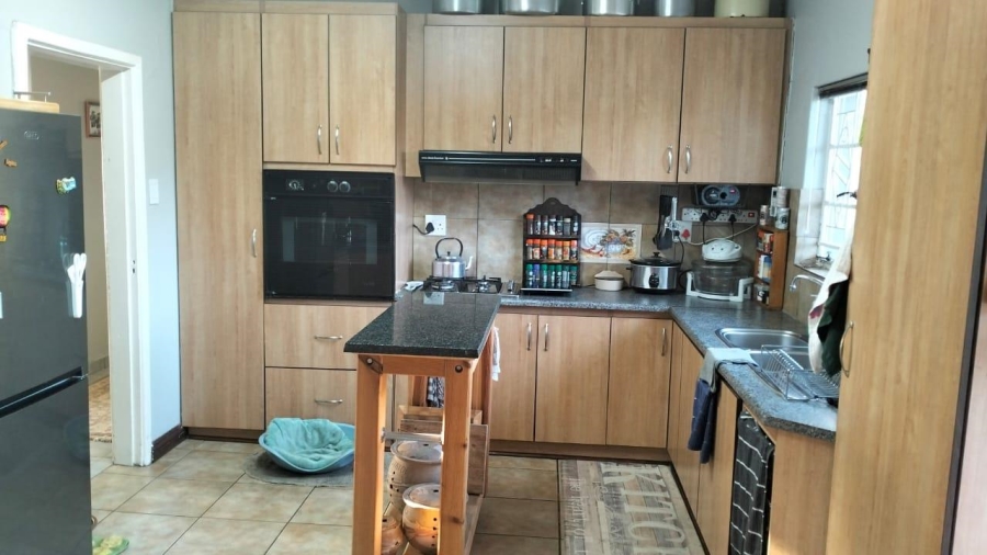 3 Bedroom Property for Sale in Bayswater Free State